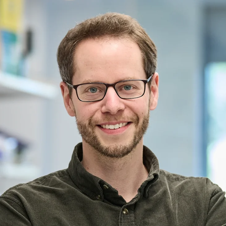 Le Dr Christoph Thaiss explique le lien entre le microbiote et le vieillissement cognitif