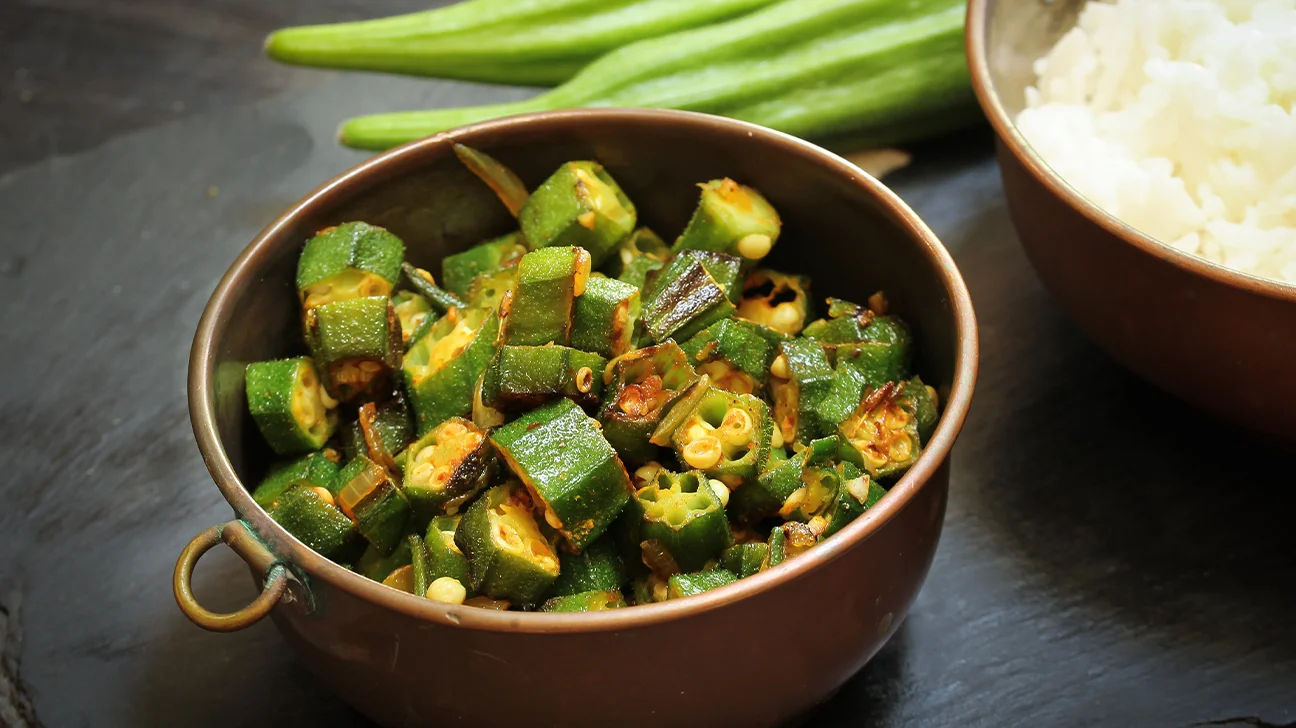 Plat de Masala Bhindi à base d'okra
