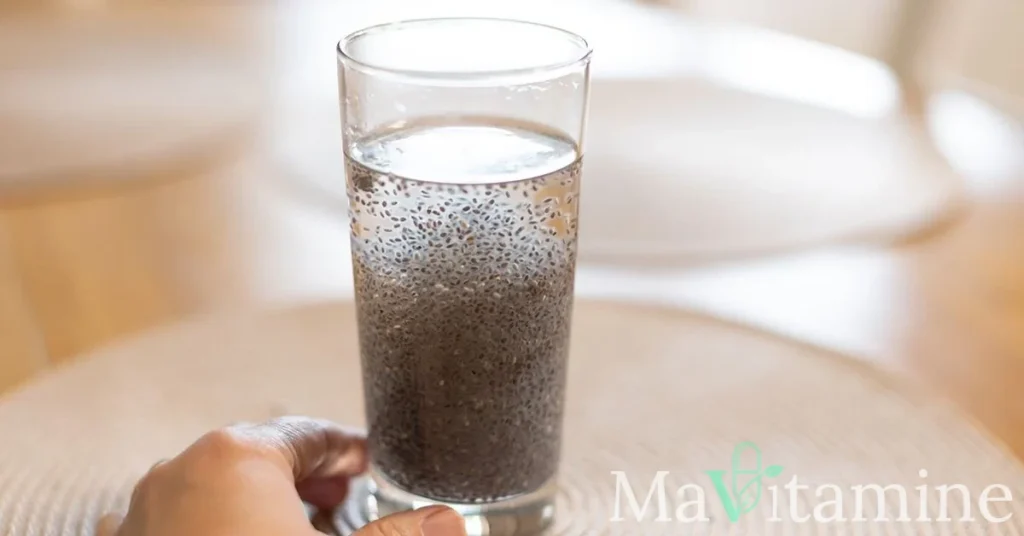 Eau aux graines de chia : bienfaits, perte de poids et mode d’emploi