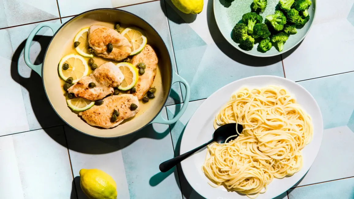 Spaghettis au poulet rôti et brocoli