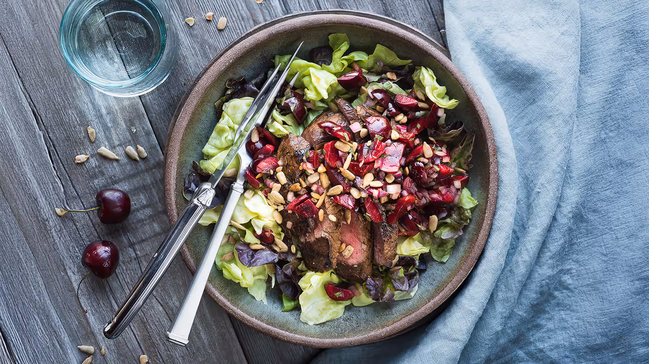 Salade de steak et cerises