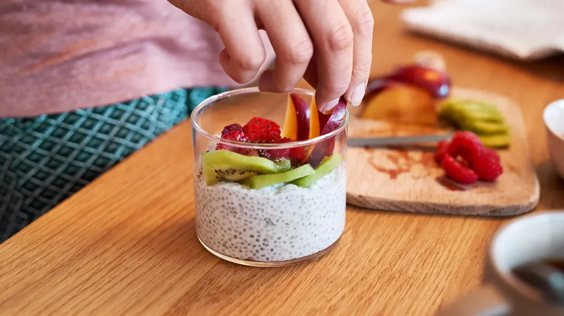 Pudding de chia aux baies et yaourt